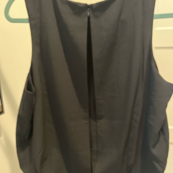 CAbi black blouson shell with zipper in back. Size large - Picture 2 of 4